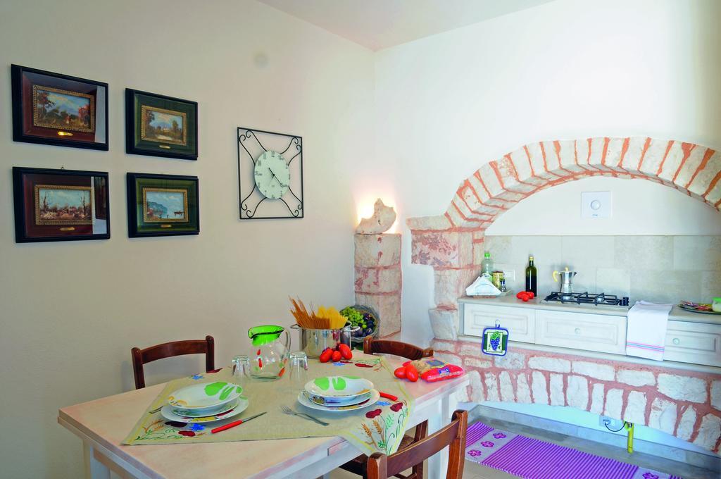 Micele Holiday Houses Locorotondo Bagian luar foto