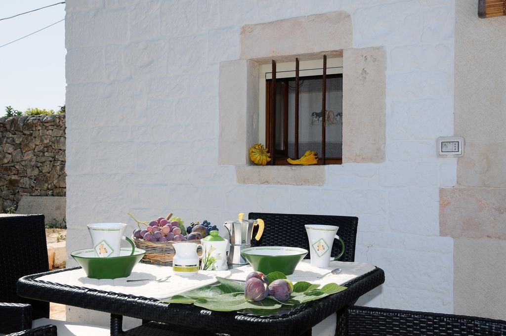 Micele Holiday Houses Locorotondo Bagian luar foto