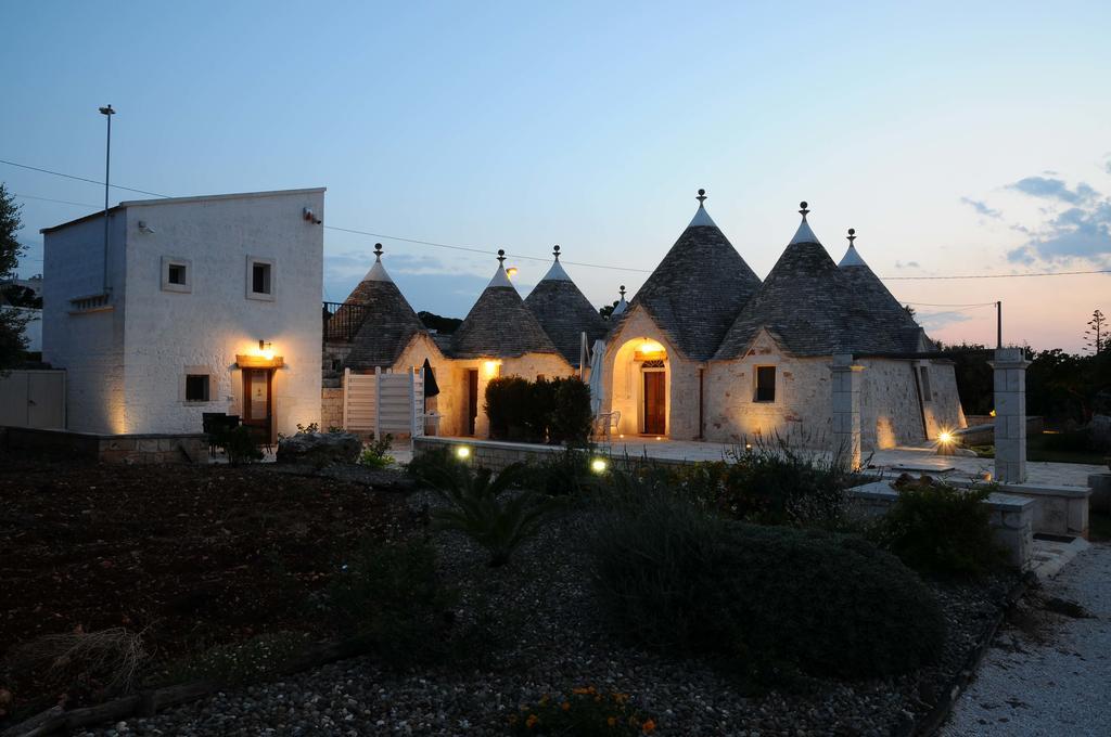 Micele Holiday Houses Locorotondo Bagian luar foto